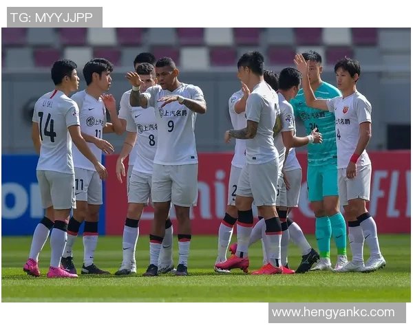 名爵足球：激情与梦想交织的绿茵场上演绎无限可能的传奇之旅